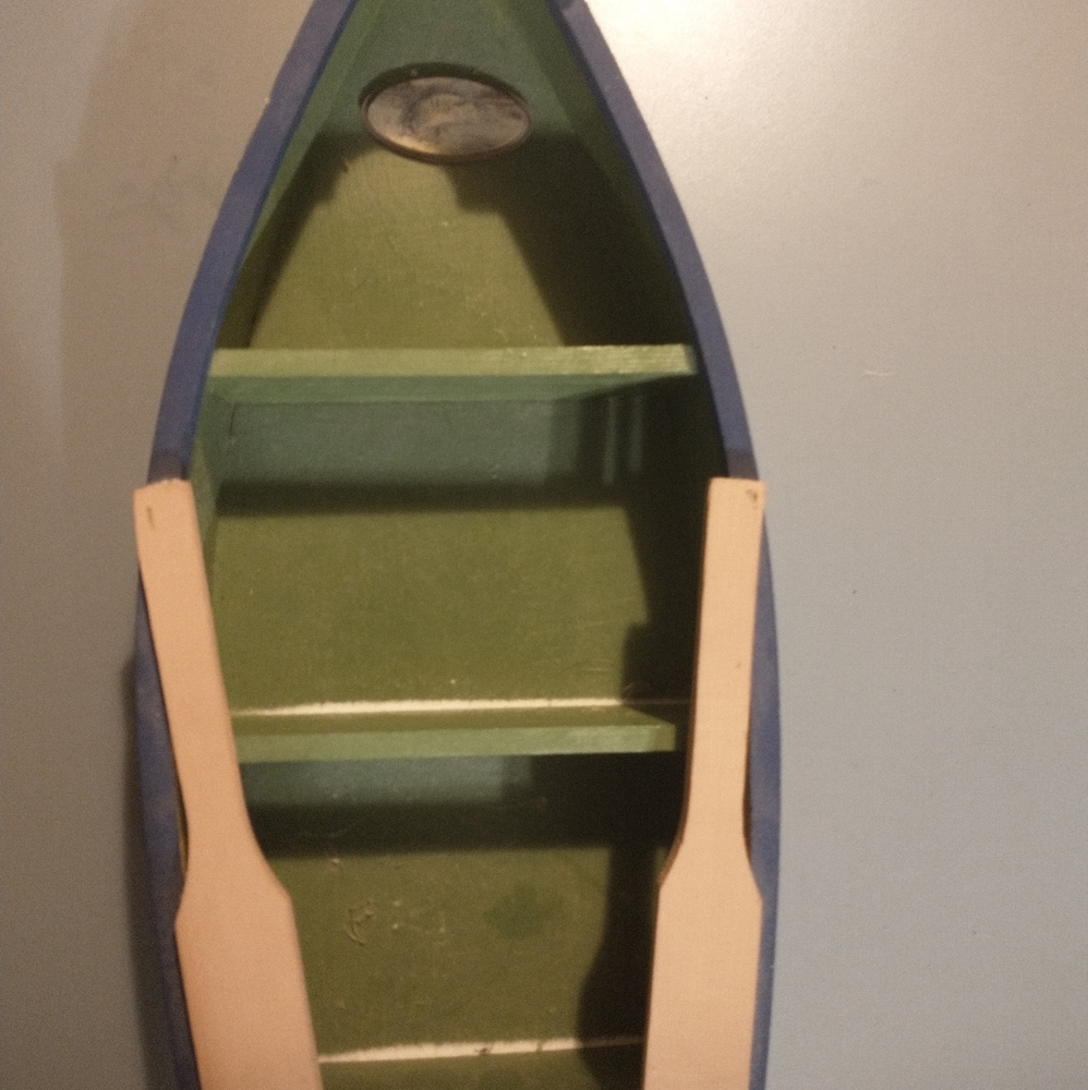 Canoe wall decor
